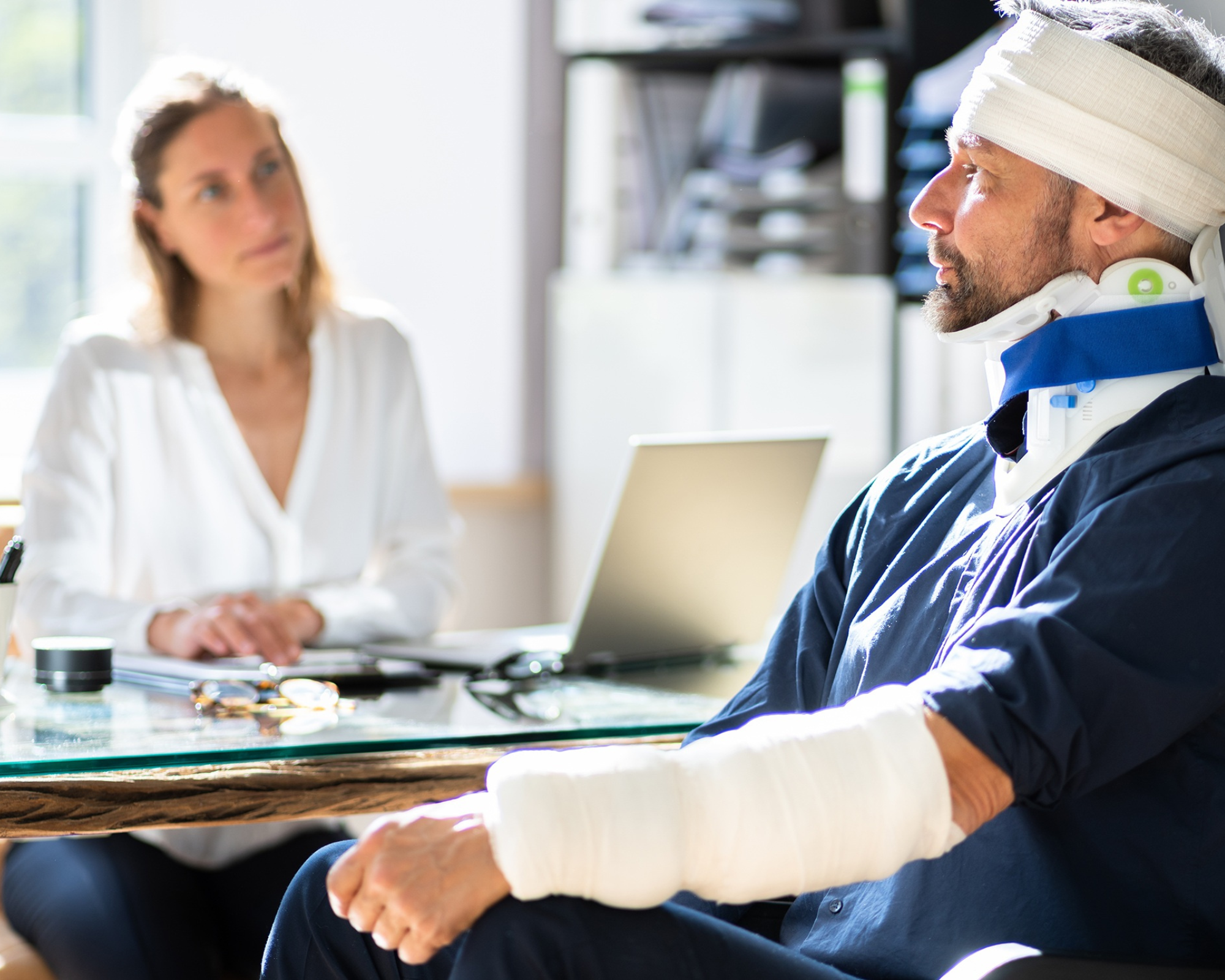 Top Reasons to Hire an Auto Accident Lawyer in Hackensack After a Crash